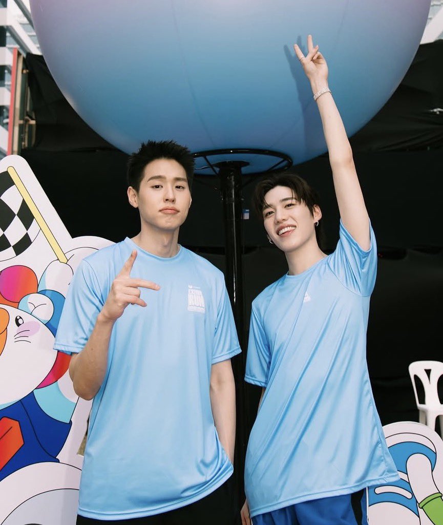 สายลมของน้องพีพี💜🧡 tweet media