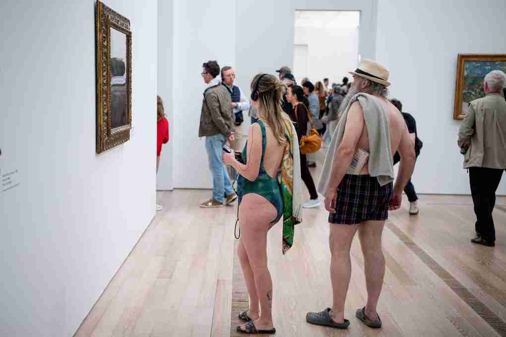 thandojo's tweet image. Riehen, #Switzerland
Visitors in bathing suits received free admission to visit Paul Cézanne’s Bathers series at the Day of the Bathers #exhibition at the Fondation Beyeler #museum