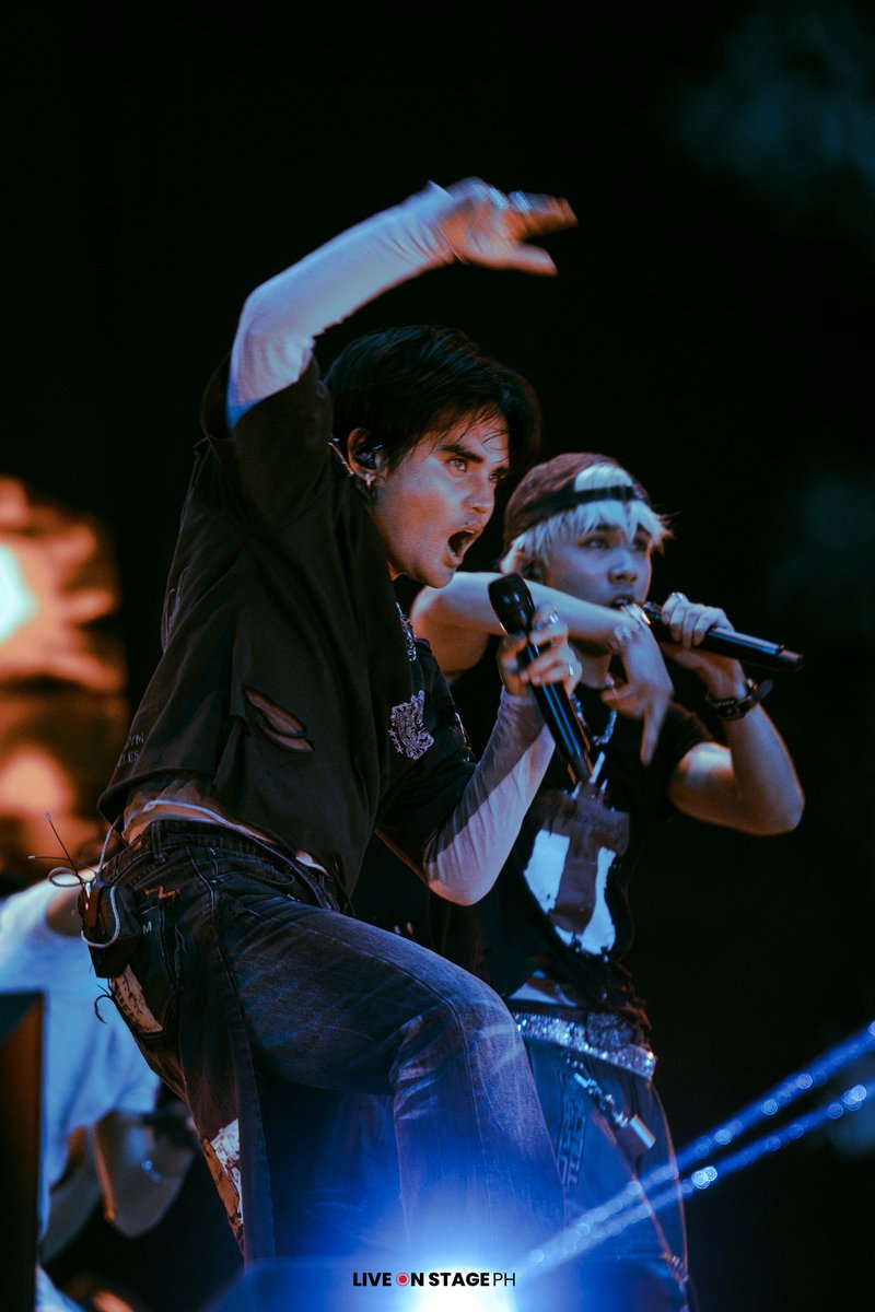 Live on Stage PH tweet media