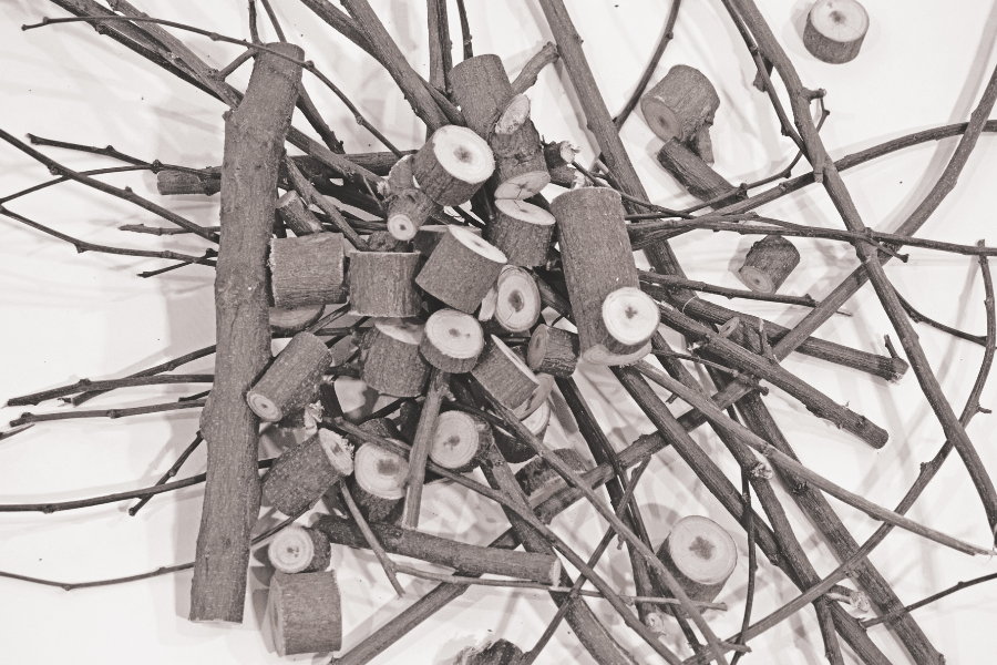 u10artspace's tweet photo. 💫NEW SHOW💫

SIMPLE AND BANAL
Konstantinos Patelis-Milićević

May 7–30, 2026

Opening: Thursday, May 7, at 7 PM

🔽 Konstantinos Patelis-Milićević, "All Natural", 17 × 5 × 200 cm, wood, 2025 (detail)

👉 🇷🇸 https://t.co/xxrbRfj4Yx
👉 🇬🇧 https://t.co/aSmpbRFQQK https://t.co/4HPY9rrUC3