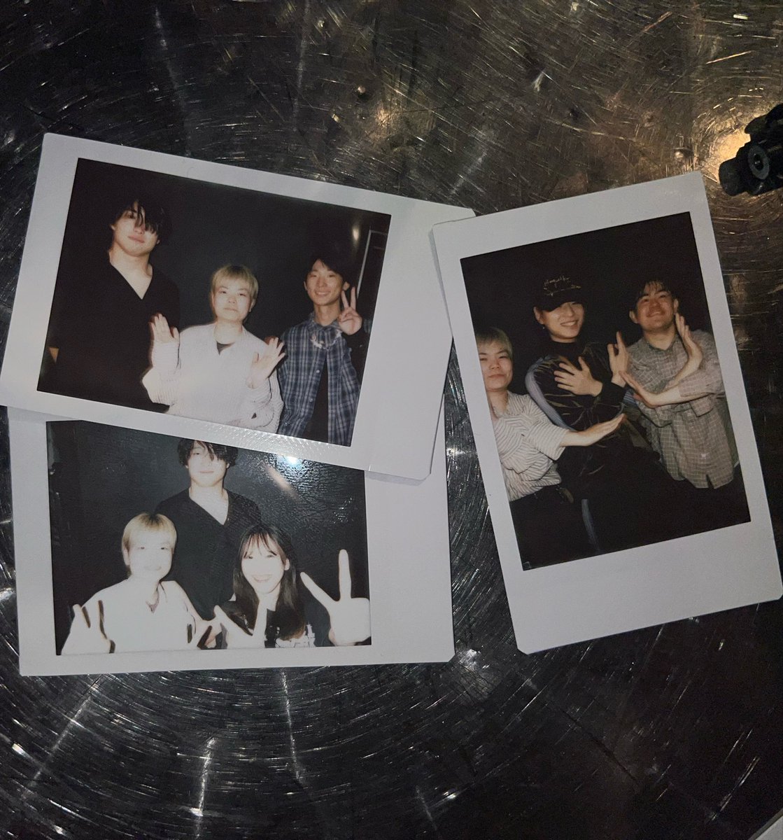yomeiri_'s tweet photo. 『HAPPY MONDAY PARADE』
5月4日(月) 下北沢Daisy Bar

今日のスリーマン本当に楽しかったです✨
ついでにじゃん負けチェキ撮りました！
皆んな可愛い〜😍 https://t.co/FECMYmYRKS