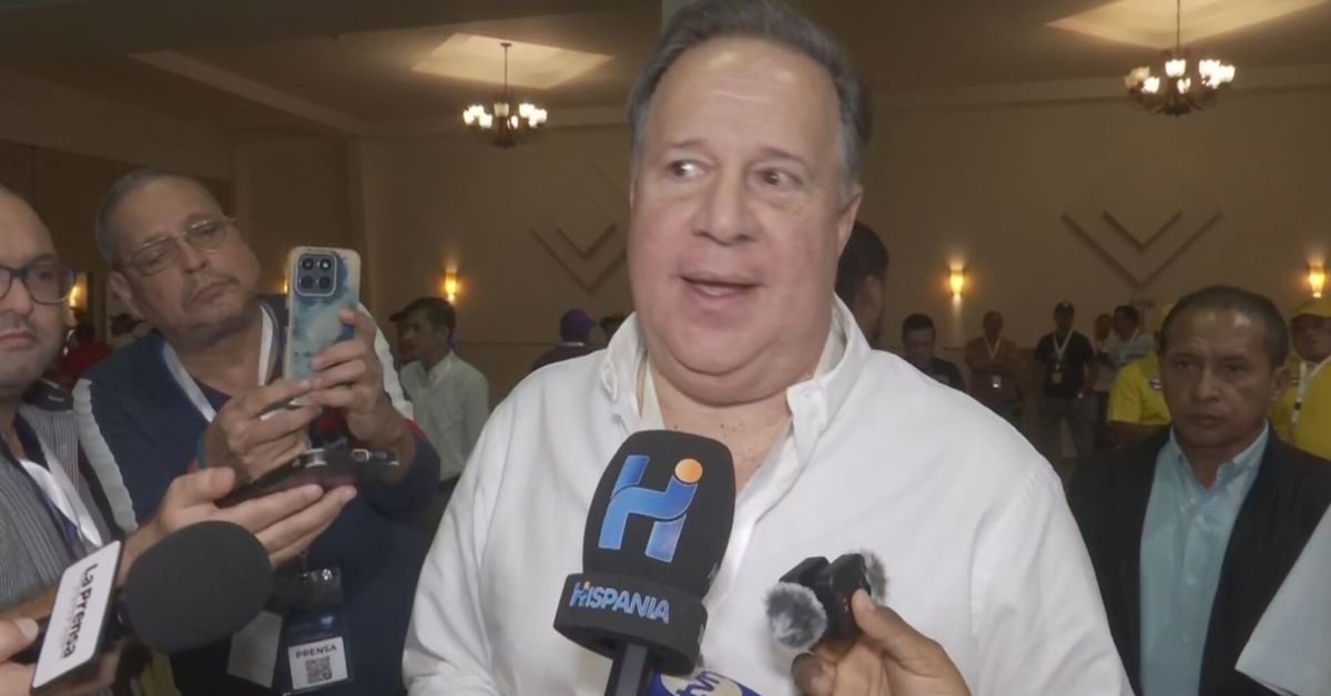 Y pensar de todo los males que este individuo apodado Tortugon o Cachaza, causó a la nación que hasta el dia de hoy repercutan
Porqué nunca fue juzgado?
Le dieron suficiente tiempo, para que pudiera resguardarse en el Parlacen
Así opera la justicia de esa nación!