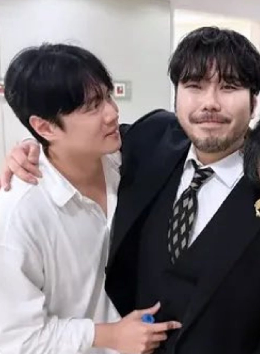 다정둥이들  근데 이제   바보들인것이다