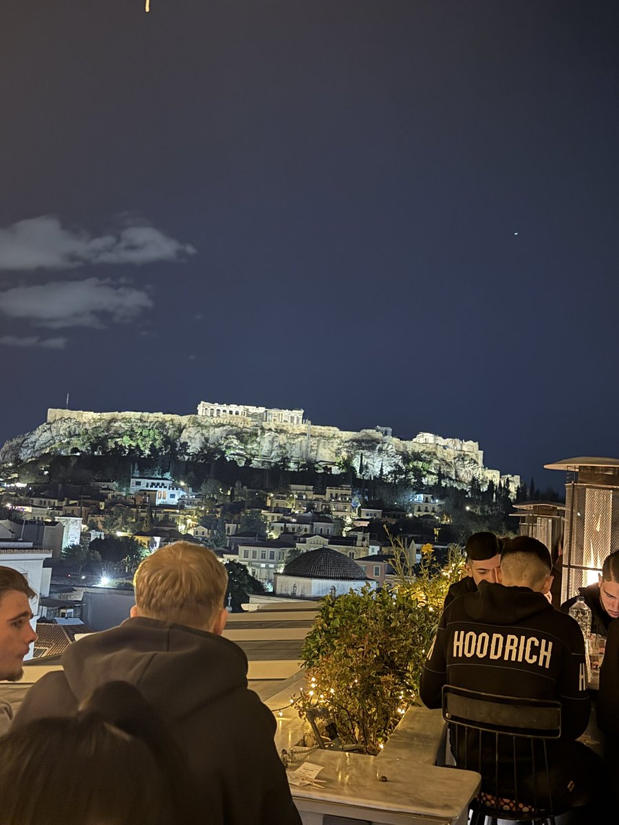 pure1hatred's tweet photo. greece type shit https://t.co/DQVVia3BqK