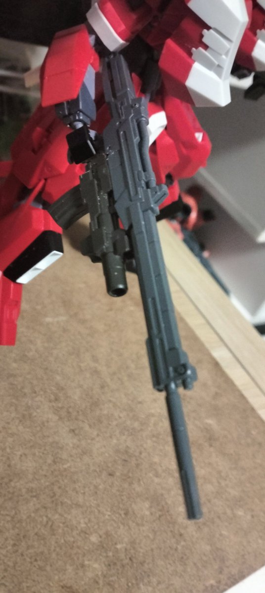 SilverGuineaPig's tweet photo. I gave in. Made the twin rifles but i still don't know which to use! https://t.co/daWmAp9Ym3