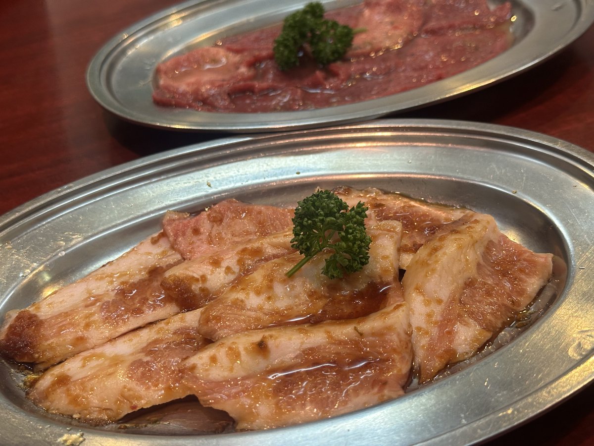豚トロ tweet media