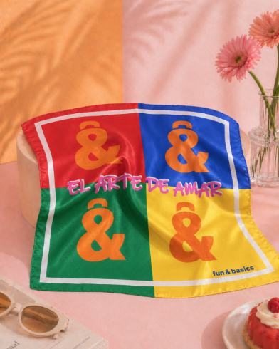 funandbasics's tweet photo. 3 detalles que lo cambian todo 👜💐✨
Tu bolso, tu pañuelo, tu perfume… la fórmula secreta para brillar sin esfuerzo 🔥 #HazRuido

#MásQueFun #FunAndBasics #StyleCodes #SoftPower #FashionAccessories https://t.co/mK8V0jMQlF