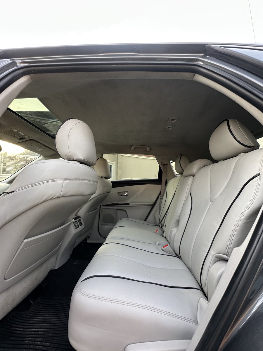 Auto__wheels's tweet photo. NEW ENTRY‼️‼️
Brand: Toyota 
Model: Venza 
Year: 2011

✅key 
✅Panoramic roof
✅Leather upholstery 
✅Reverse camera 
✅4plugs

Condition: Foreign used 🇺🇸

💯 Buy and drive
Call 📞/WhatsApp: 08166239674

Price: 14.5m

Location: Lagos
Pls RT 🙏🏾
#carsales #lagoscars #Auto__wheels https://t.co/JG6Mw8KFwV