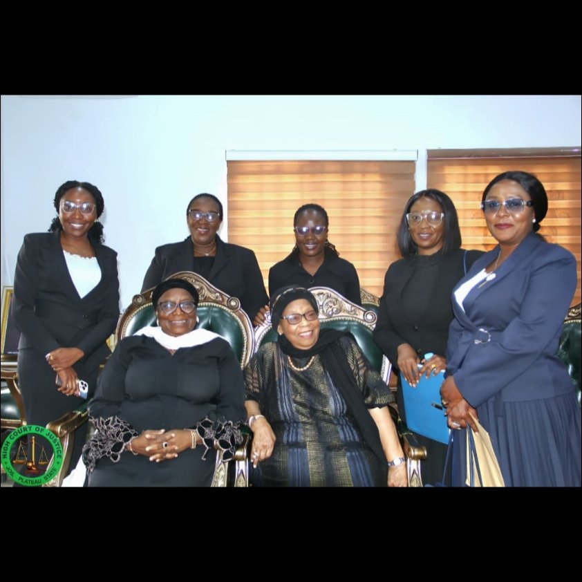 PLS_Judiciary's tweet photo. Fmr Edo CJ &amp; Plateau Judiciary pioneer Justice Constance Momoh (Rtd.) visited Plateau High Court, urging judges to uphold integrity &amp; discipline. Recalled 1970s service, role as 1st female Code of Conduct Tribunal Chair. Received by CJ David Mann. https://t.co/NWNGAUwlMu