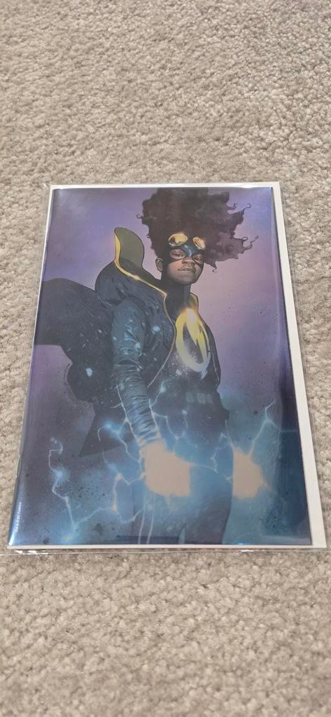 This Banger Right Here is my FAVORITE STATIC cover !!! Static: Shadows of Dakota #1 1:100 Foil...Can't seem to find this anywhere else!!