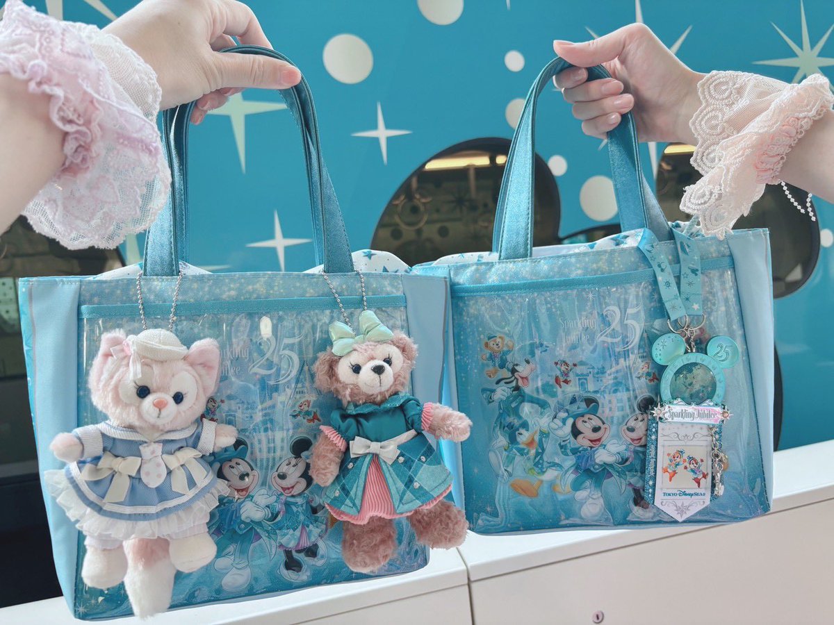 chipndale1204's tweet photo. ジュビリーライナーとっても可愛くて幸せな空間でした🥰🩵🩵 https://t.co/FVtNBChP8O