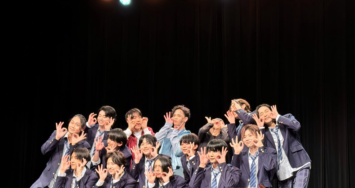 あるまじろ tweet media