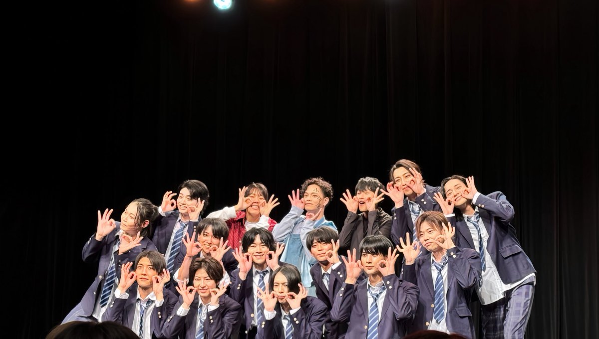 あるまじろ tweet media