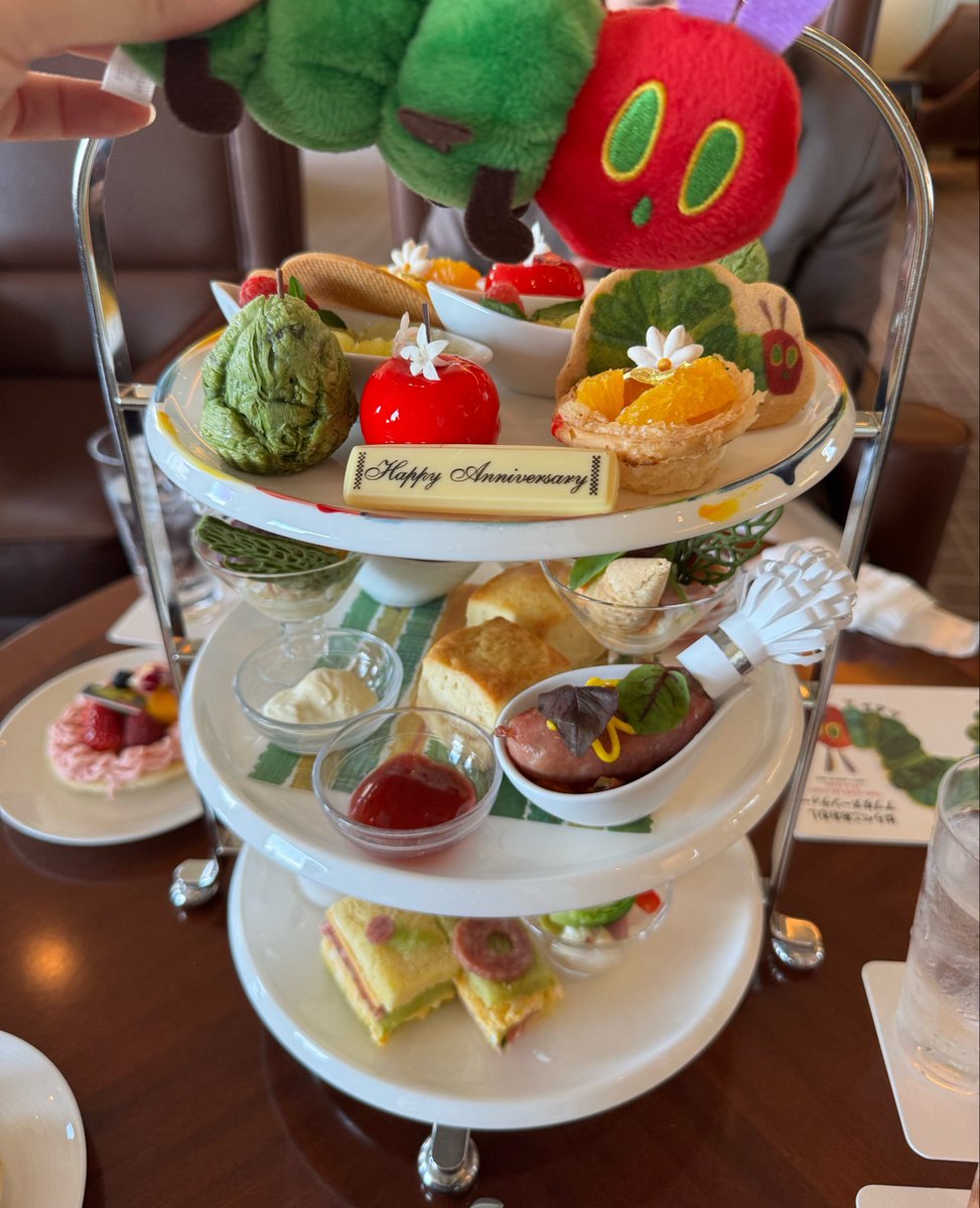 0rri0's tweet photo. 帝国ホテルで推し活してきた

美味しかったしめちゃくちゃ可愛かった https://t.co/5xViHVErgG