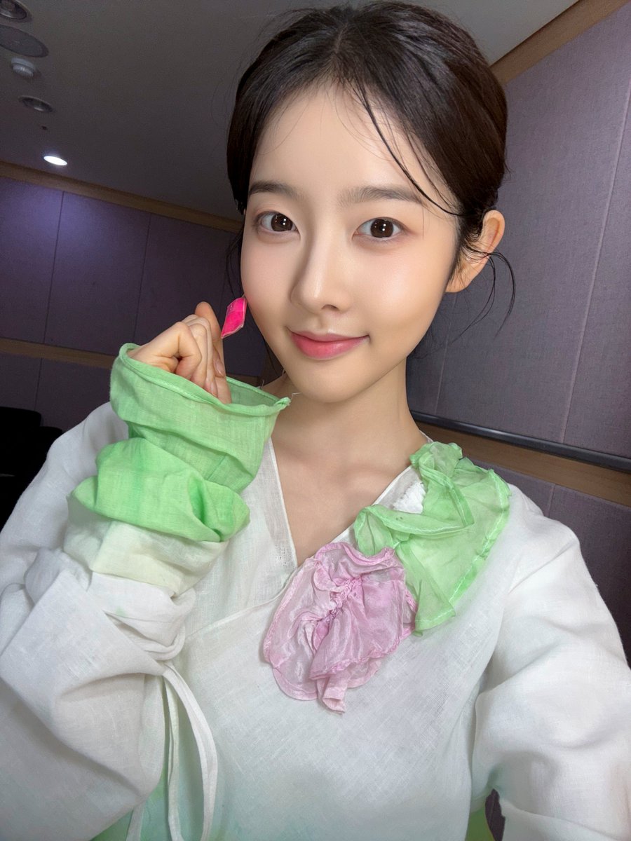 260503
#서편제 1회차

#STAYC #스테이씨
#Sieun #시은