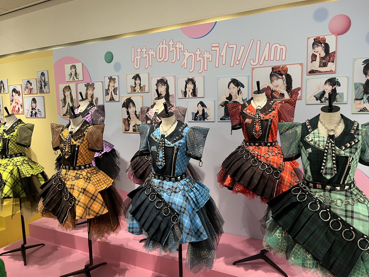 たーにー。👗💚 tweet media