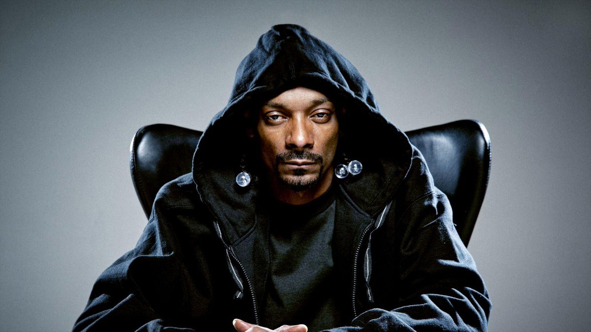 reactiontimemx's tweet image. Universal ha puesto en desarrollo una biopic de #SnoopDogg, dirigida por Craig Brewer y protagonizada por Jonathan Daviss.

La película estrena en cines en 2027.

(Vía @DiscussingFilm | discussingfilm.net/2026/04/15/cin…)