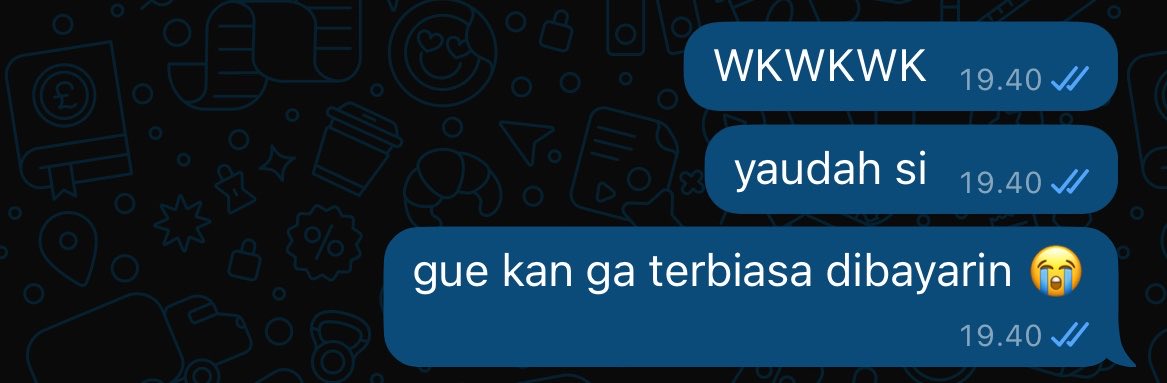 hisheishere's tweet photo. rill anak pertama yang boleh cuma minta ke bapak sm emak https://t.co/jEon4Nyi8w