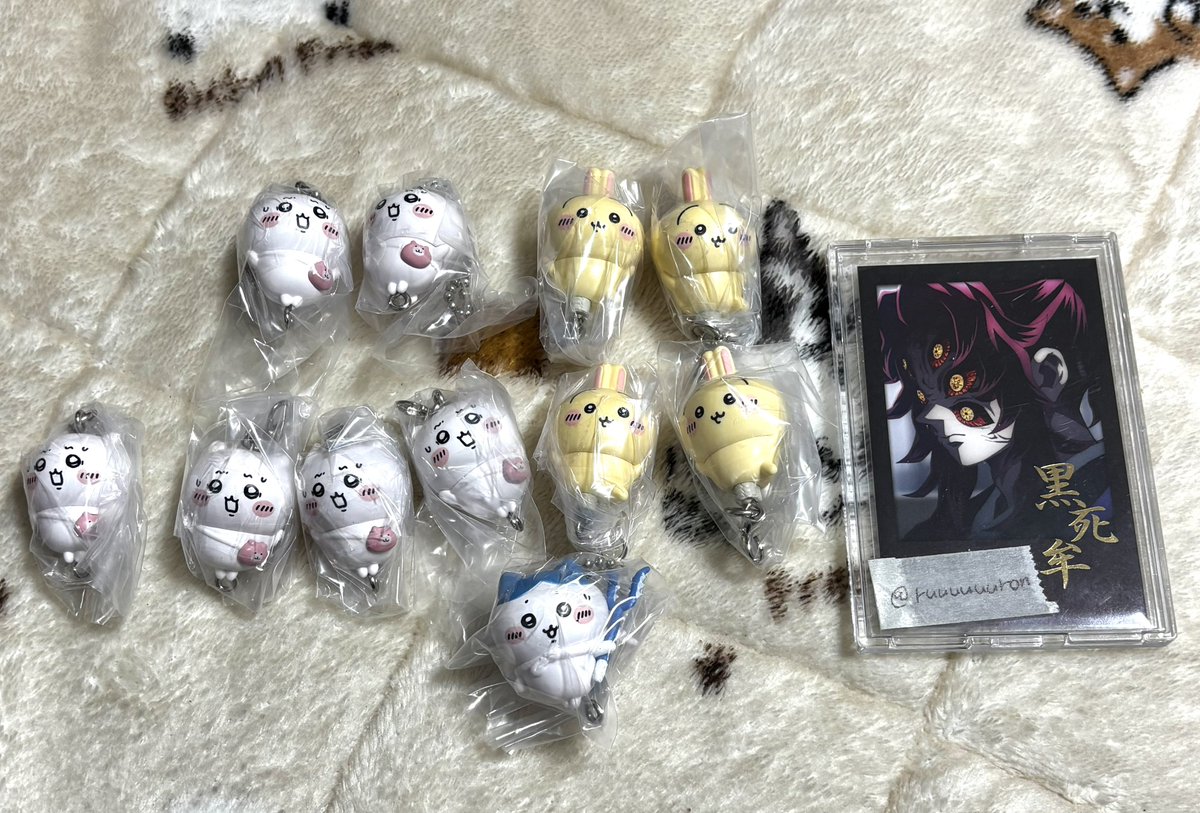 𝓡♡取引垢/発送不定期(最近通知不良)/グッズ整理中/他作品との異種