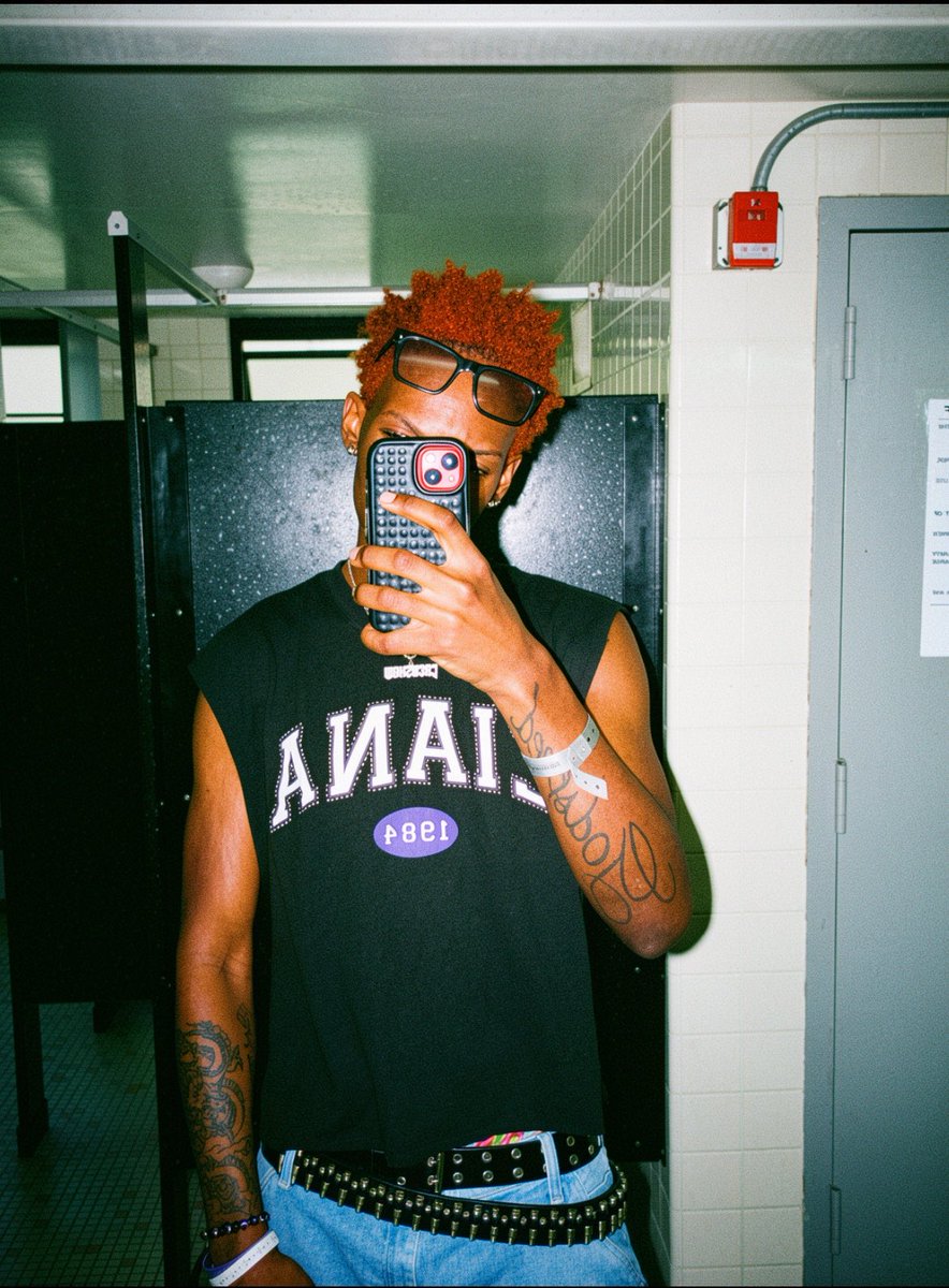 daph0bic's tweet photo. Spring 26’ https://t.co/PZBKrEQ4bm