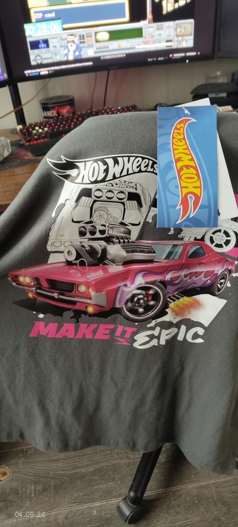 b0d_33's tweet image. @technotiger68 got my little gurl a t-shirt...in the girl section too...fucking awesome #hotwheels