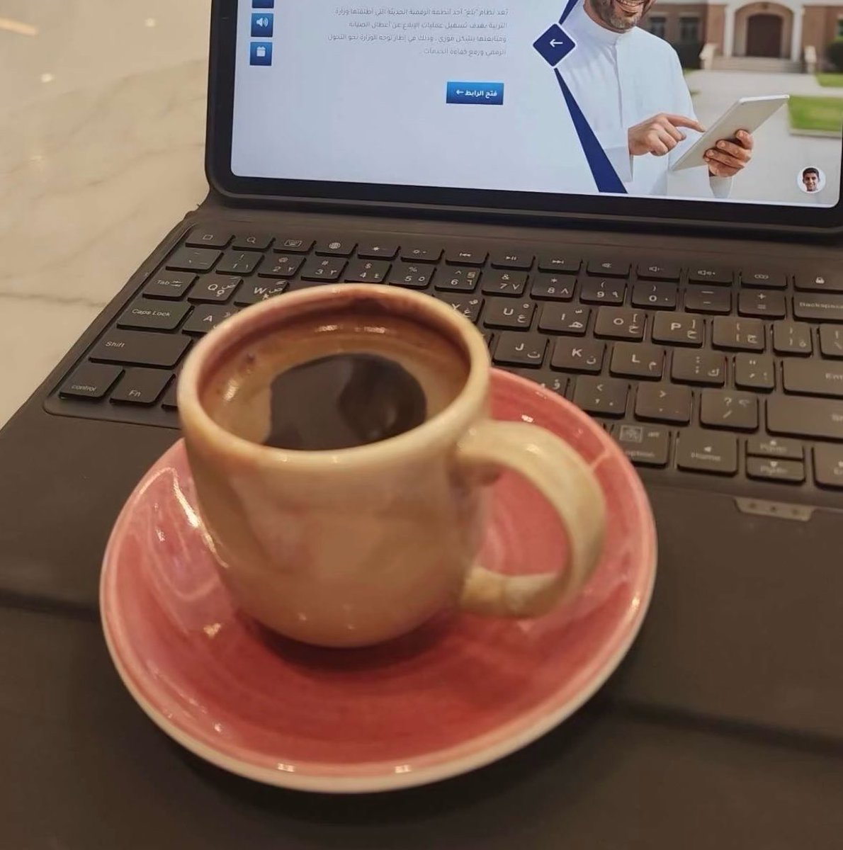 Fouzoh's tweet photo. اللهم بارك لي في عملي واجعلني سبباً في قضاء حوائج الناس، وأعني على أداء الأمانة وانفع بي. https://t.co/LMKHeU9YtF