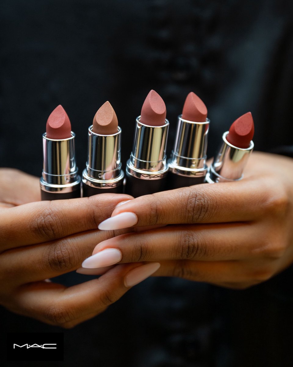 DalmaMall's tweet image. Time for a makeup restock? Step into MAC at Dalma Mall for bold lip shades, flawless base favourites, and those must-have picks that always find their way into your bag

📍Ground Floor, Dalma Mall

#MakeupLovers #LipstickObsessed #BeautyFinds #DalmaMall #InAbuDhabi