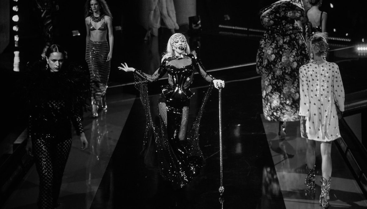 LGNewsFrance's tweet photo. Lady Gaga - Shape of a Woman, The Devil Wears Prada 2 https://t.co/7coLjZuhOS