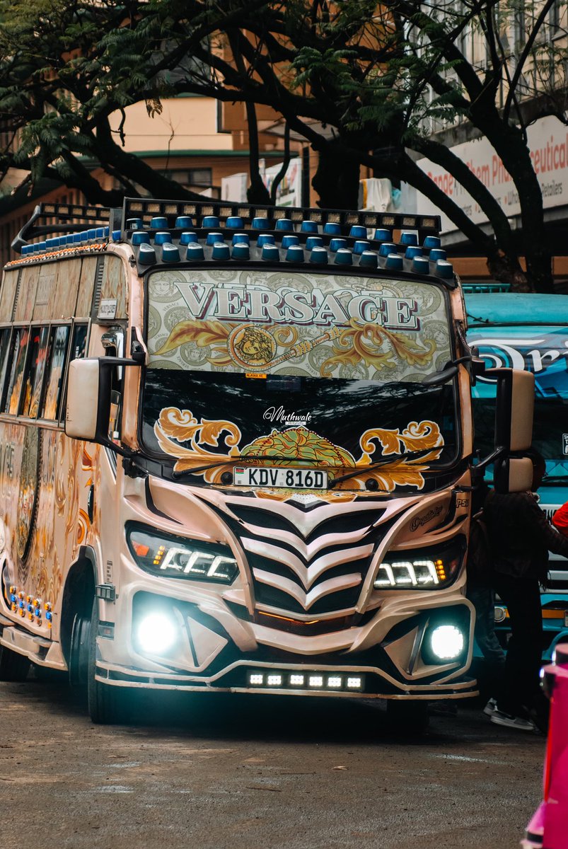 urban_wheezc's tweet photo. VERSACE ๐ฅ๐
KDV 816D representing 125 Rongai in pure luxury.
MAJORITY LEADER on the streets.
Sule Pon De Wheel controlling the machine ๐ฎโ๐จ๐
#obungajr #NganyaCulture #MatatuLifestyle #NairobiStreets #MatatuCulture https://t.co/tKr5jxicI2