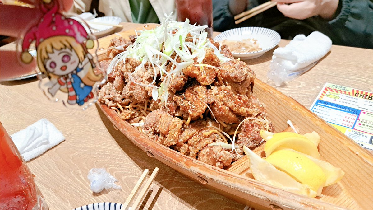 Kastera_0's tweet photo. くらぴ、聖輦船だよ
くらぴ、ダーツだよ https://t.co/y1F5DWqq7s