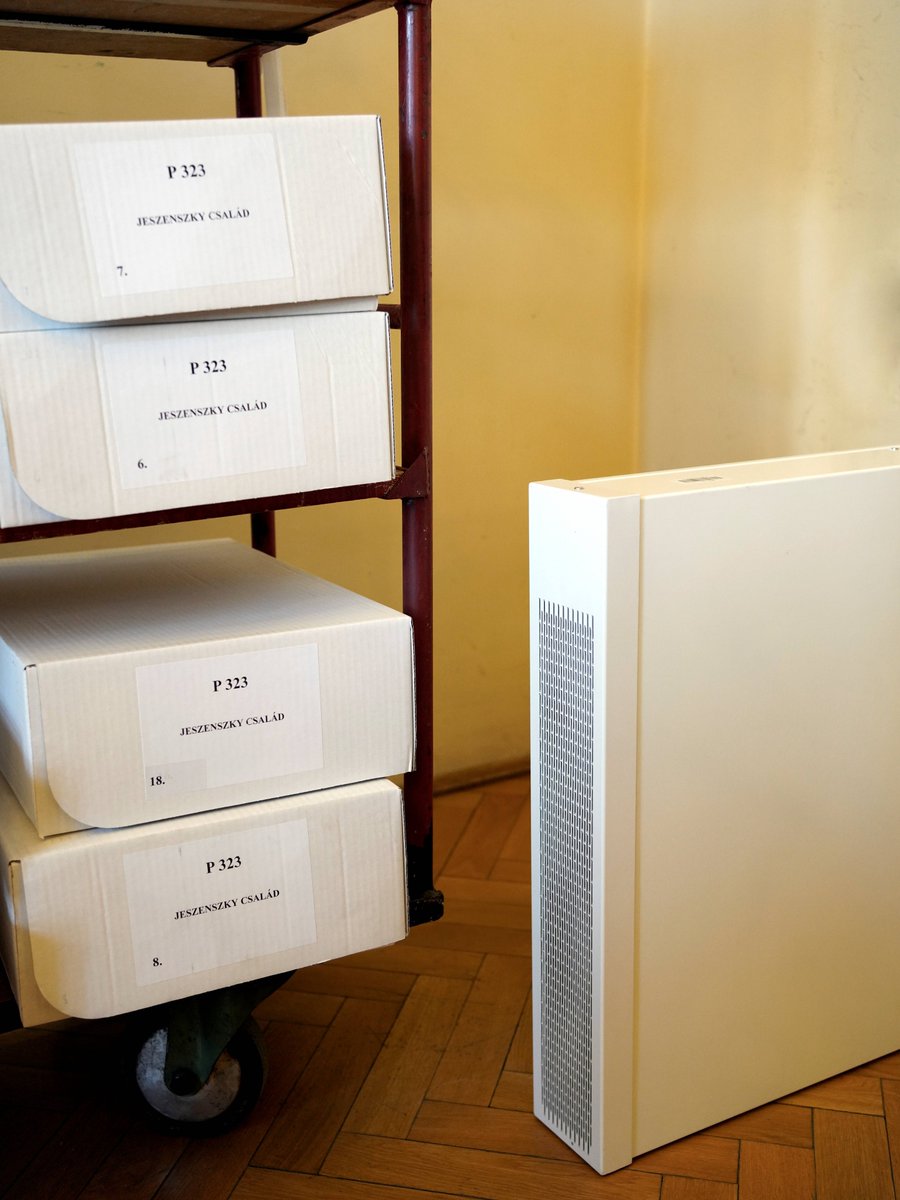 IMB_SAS's tweet photo. Within SAGA project, indoor air study at the National Archives of Hungary🇭🇺 was supported by IMB SAS 🇸🇰 analyses 🧫 Key microorganisms were identified, leading to a new air purification system improving archival environments ⚙️
@mtu_ie @ArchivosEst @Malta_Archives @IMB_SAS https://t.co/5NNWJg1oPZ