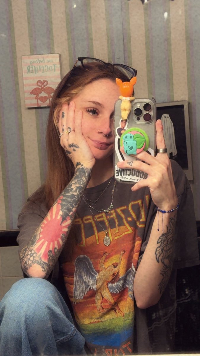 𝔪 ⋆˙⟡ || spnaus 🤠 tweet media