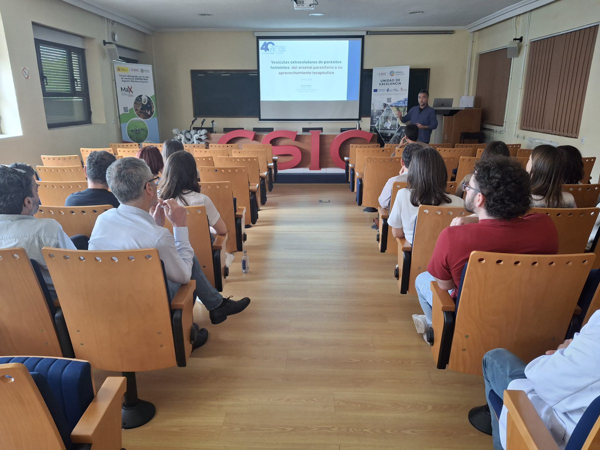 irnasa_csic's tweet photo. 👨‍🔬Seminario de Javier Sotillo, científico titular del @SaludISCIII, en el #IRNASA-CSIC con el título "Vesículas extracelulares de parásitos helmintos: del arsenal parasitario a su aprovechamiento terapéutico". https://t.co/HliIlPrUBP