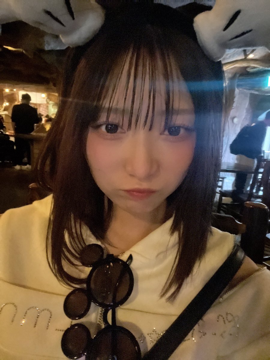 あんな tweet media