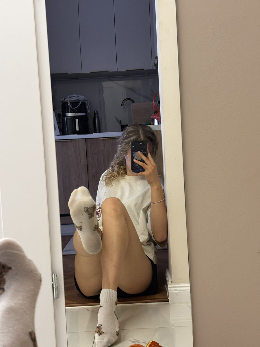 👑 𝑄𝑢𝑒𝑒𝑛 𝐾𝑖𝑛𝑔𝑎 👑 1,9𝐤 💸 tweet media
