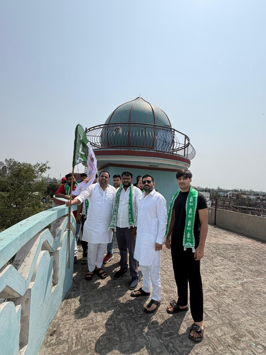TeamRLD1's tweet image. अमरोहा के धनौरा में जिलाध्यक्ष सचिन चौधरी एवं युवा नेता पुष्पराज चौधरी के नेतृत्व में सलमान मलिक सहित दर्जनों युवाओं ने राष्ट्रीय लोकदल की सदस्यता ग्रहण की। चौधरी जयन्त सिंह जी की नीतियों में युवाओं का बढ़ता विश्वास संगठन की मजबूती का प्रतीक है।

#RLD #Amroha #JayantChaudhary
