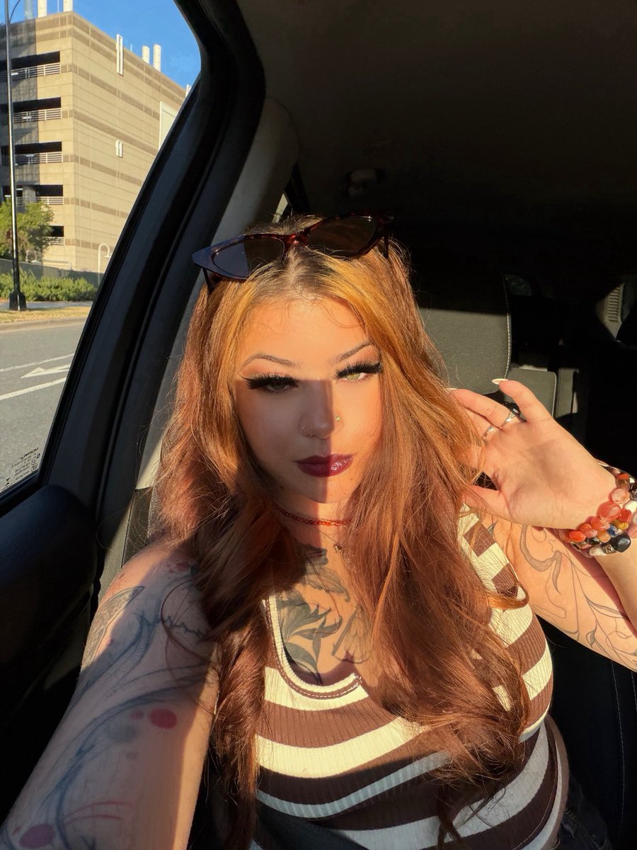 𝖘𝖆𝖛 🔪 tweet media
