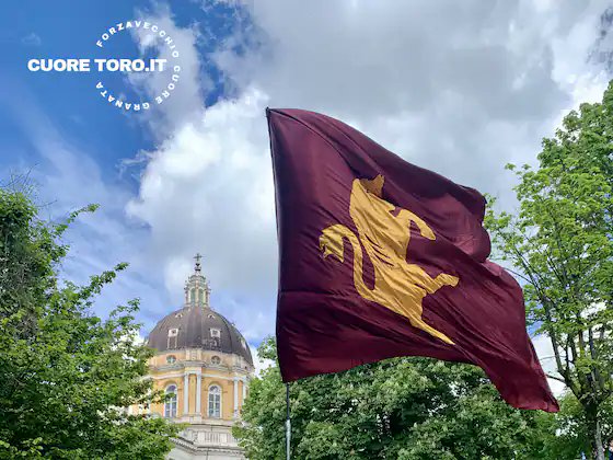 CLAUDIAMAN66's tweet image. 77 anni fa finiva la storia ed iniziò la #Leggenda del #GrandeTorino ♥️
#Toro #Torino #4maggio #4Maggio1949 #Superga #VecchioCuoreGranata