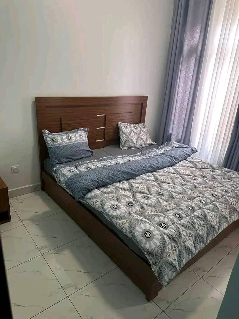 HouseInRwanda's tweet image. 🏠Gacuriro near simba center furnished apartment for rent in Kigali🆕 

💸Price: 700,000 RWF /month
🛏️Bedrooms: 2
🛀Bathrooms: 2
👍Furnished: Yes
🛋️Enough Parking Space

For further details:👇houseinrwanda.com/property/rent/…

Contact name:👨‍💼NIYONKURU Cedric

#house #rent #kigali