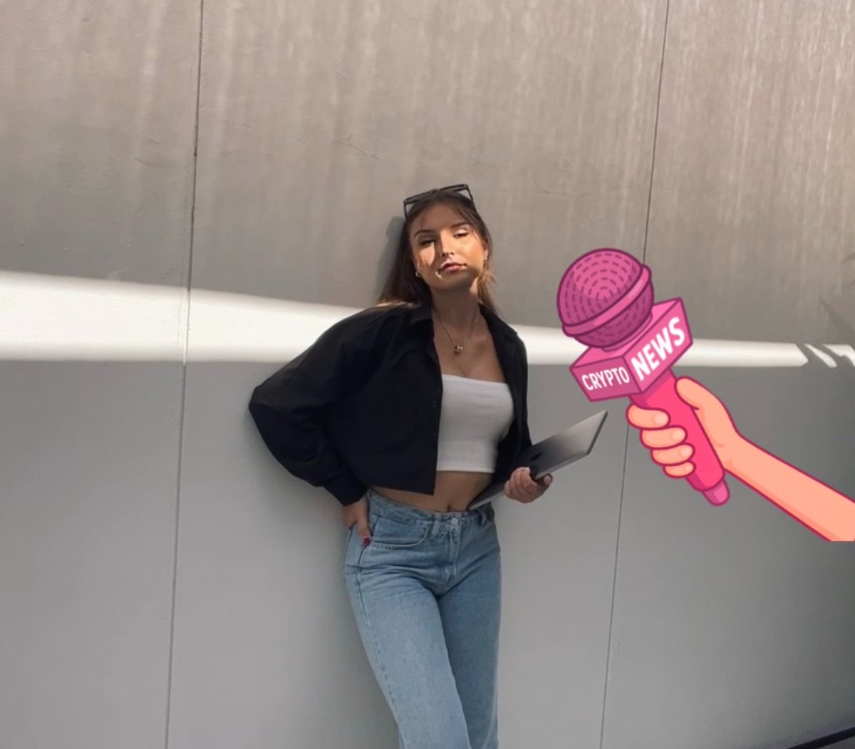 Julia tweet media