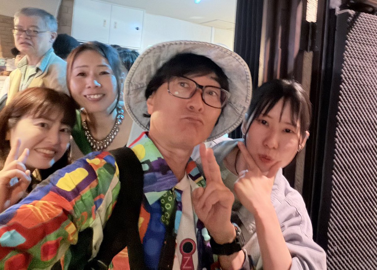 青山あすか tweet media