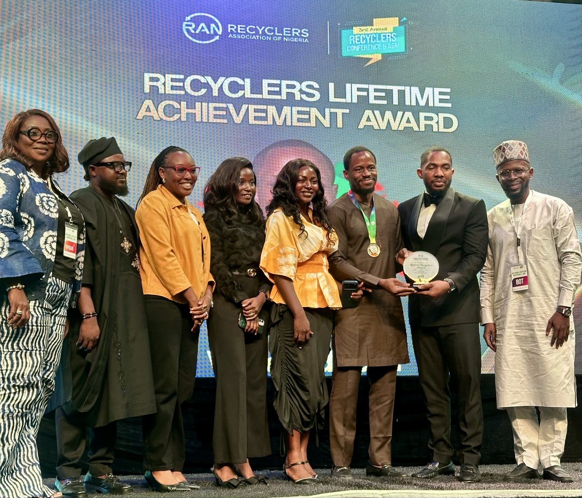 realwecyclers's tweet photo. We are proud to have been recognized at the 3rd Annual Recyclers Conference &amp; Award Night organized by the @recyclersinnigeria 
We are especially proud to celebrate our CEO, @fittestceo who was presented with the Recyclers Lifetime Achievement Award.

#wecyclers #sustainability https://t.co/YmrcLemZxt