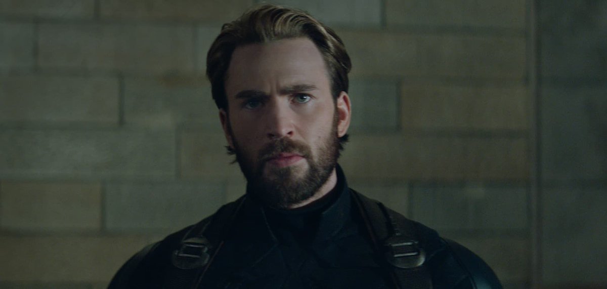 cvansexual's tweet photo. chris evans as steve rogers is more iconic than anyone else even as captain america. https://t.co/f9yxxODgHx