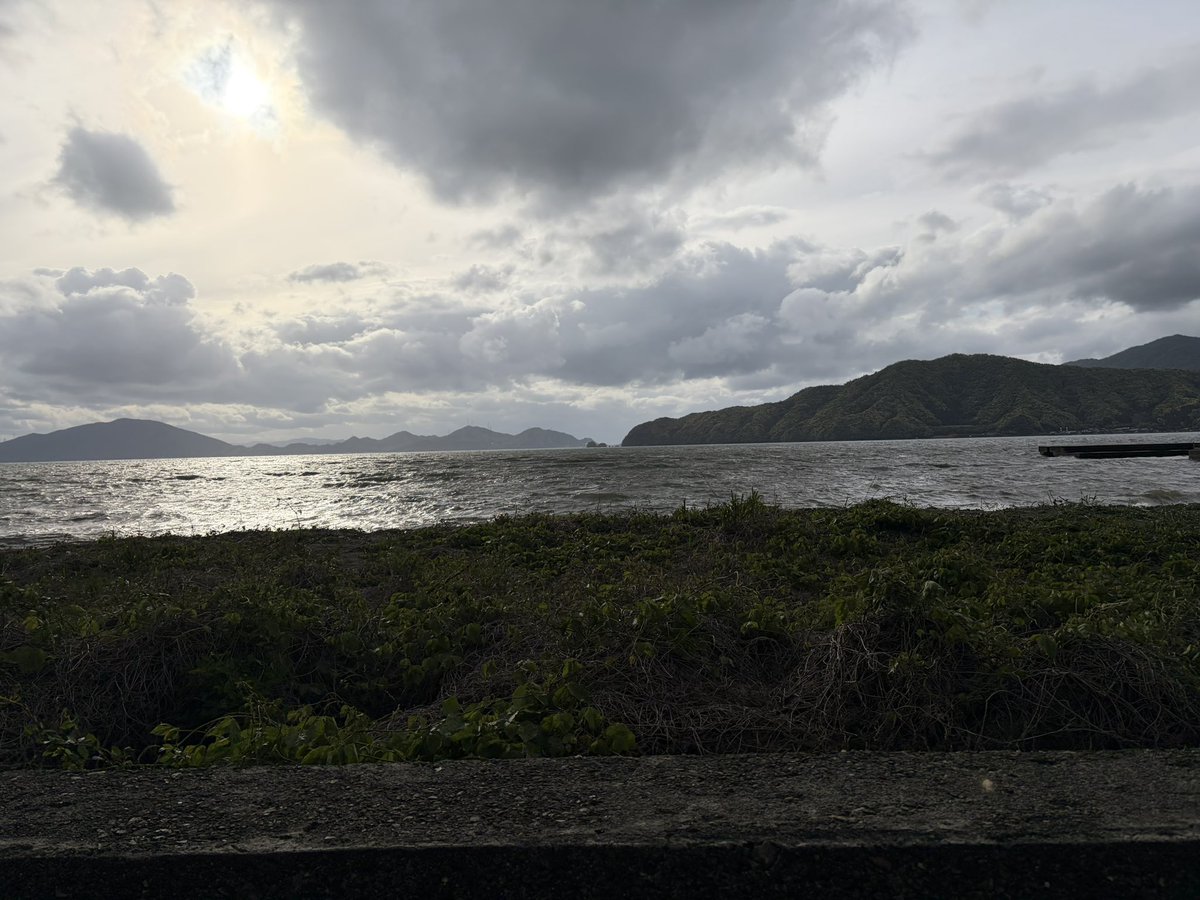 サバ缶のドラマ今日人魚の所通ったら人いっぱいおったし地元民からは好評そう
初めて水産の辺歩いた