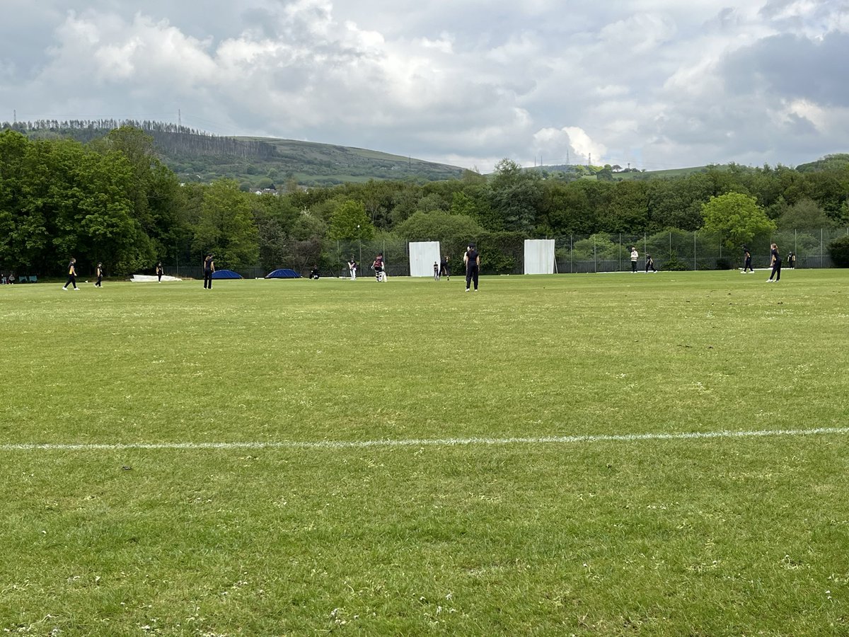 aljthomas's tweet photo. Start of summer @GlamCricket U13’s girls v Oxfordshire @PirateCricket https://t.co/2grIP95uVW