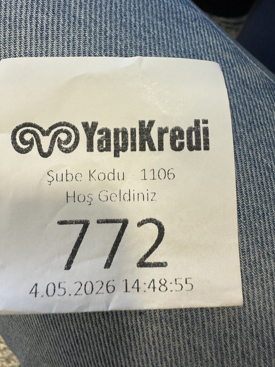 guestingx's tweet photo. @YapiKredi sayin yetkili hala bekliyorum bu normalmidir https://t.co/CDYE8D4RPV