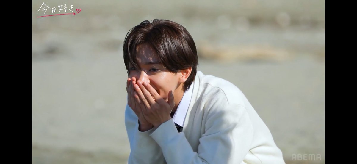 YamYasiy's tweet photo. 常に状況を冷静に客観視してそうなタイプが好きな人を目の前にするとデレデレになってるの尊いな
 #今日好き https://t.co/c6pInPPqae
