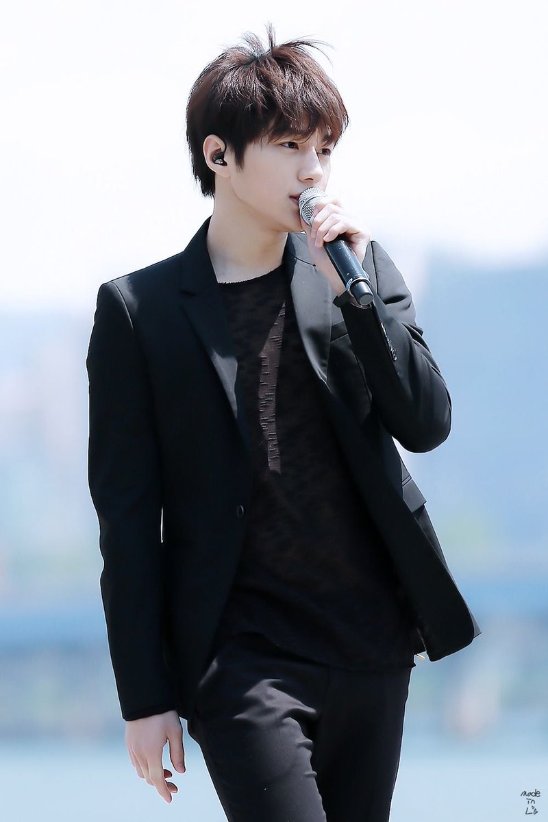 저화질의 명수 tweet media