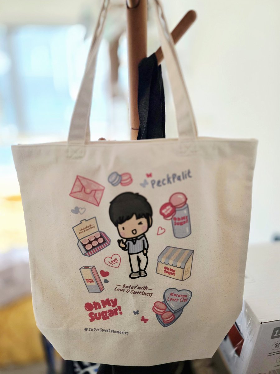 เริ่ดๆๆๆ น่ารักมาก เป๋าผ้ายูนิโคล่สกรีนลายน้ำหอม ลิมิเต็ดอิดิชั่น แร๊พลิฟต์  
#HallOfLove702
#PeckPaLitChoke
#เป๊กผลิตโชค