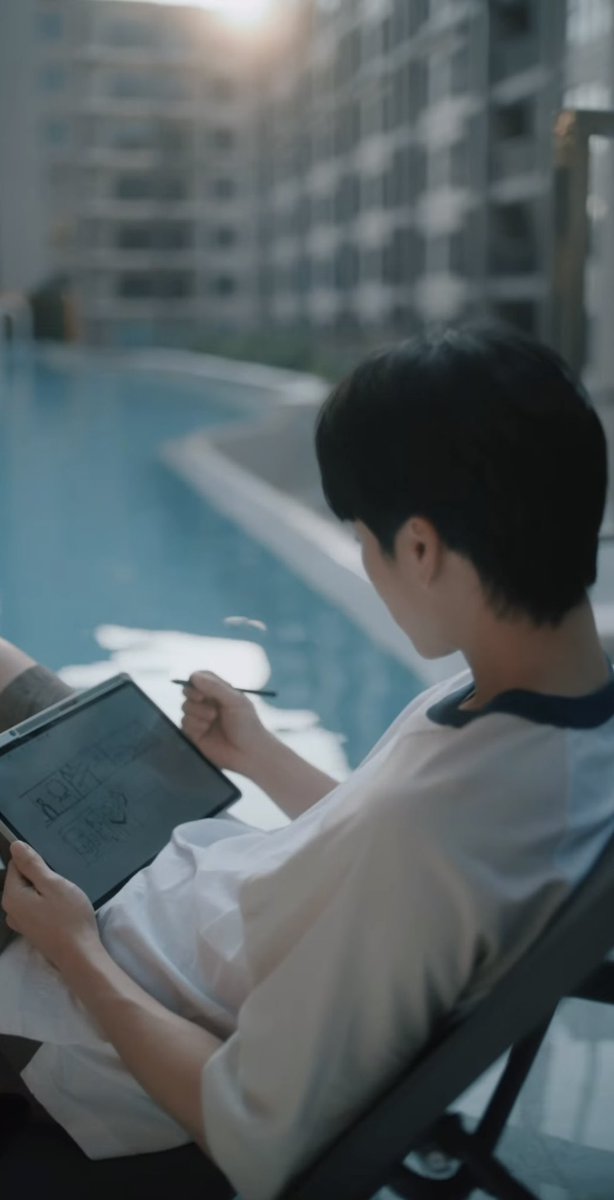 หยิ่นวอร์เจ้าความสุข tweet media